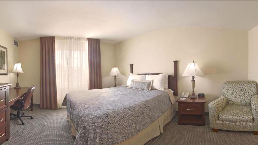 Staybridge Suites Mcallen By Ihg Экстерьер фото
