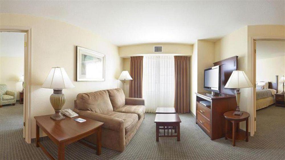 Staybridge Suites Mcallen By Ihg Экстерьер фото