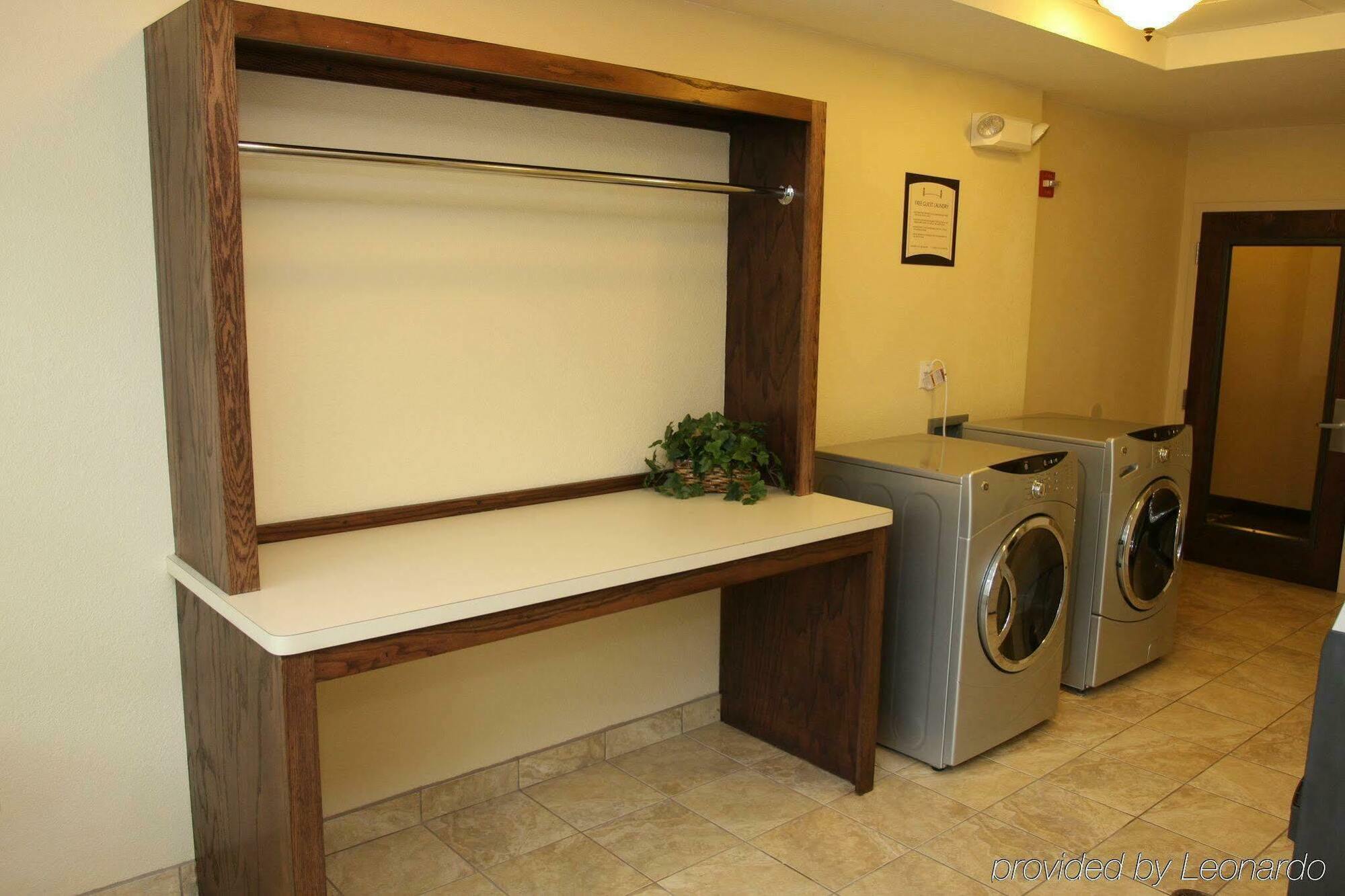 Staybridge Suites Mcallen By Ihg Удобства фото
