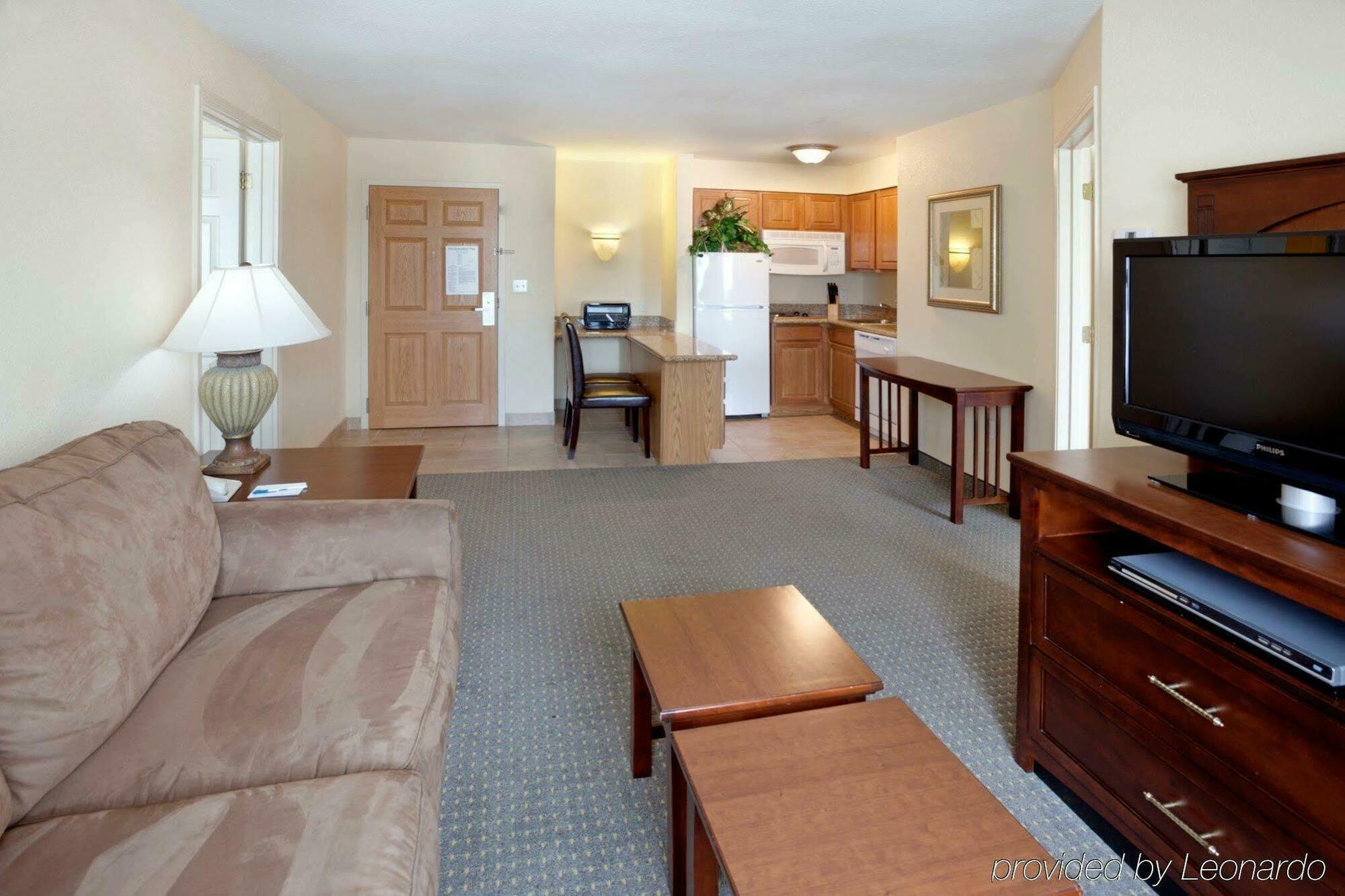 Staybridge Suites Mcallen By Ihg Экстерьер фото